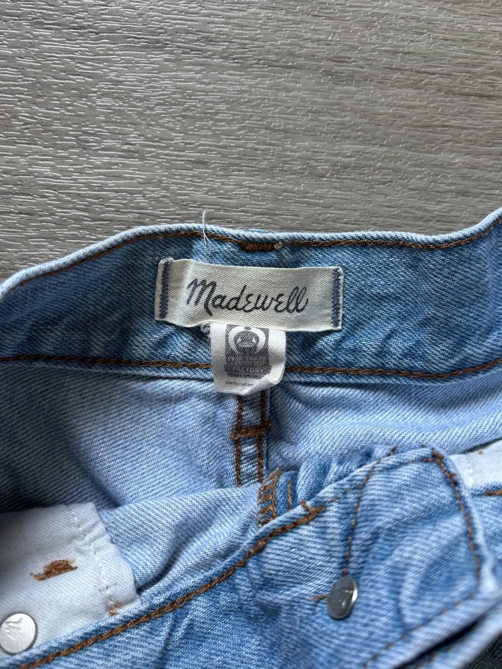 Madewell Light Wash Women’s Denim Shorts